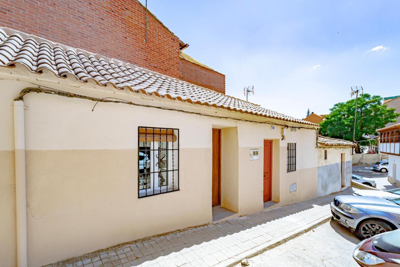 Trinitarios Apartment Toledo Bagian luar foto