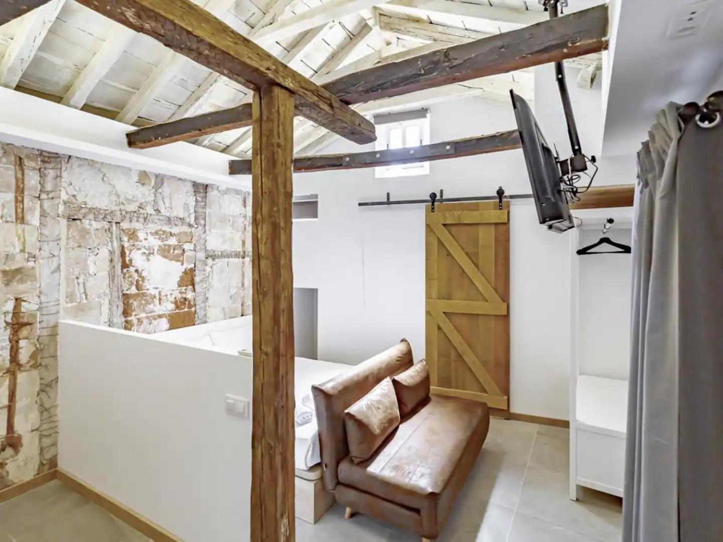 Trinitarios Apartment Toledo Bagian luar foto