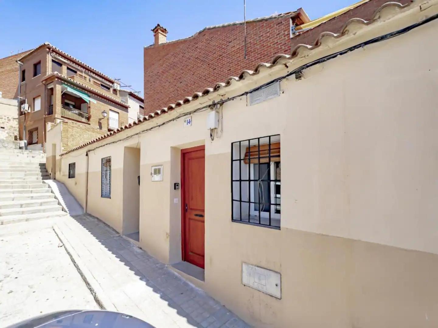 Trinitarios Apartment Toledo Bagian luar foto